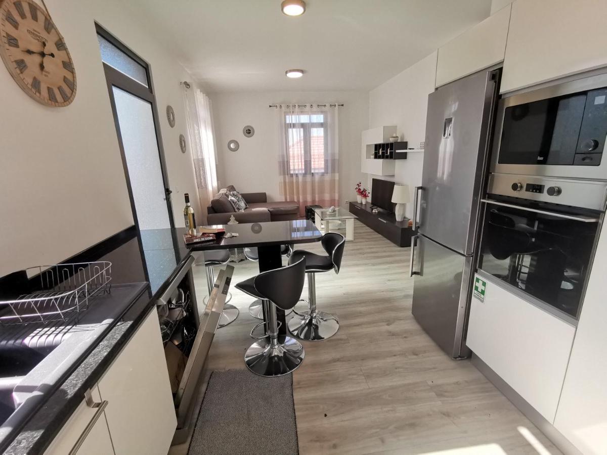 Charming Apartment In Funchal - Lazareto Luaran gambar